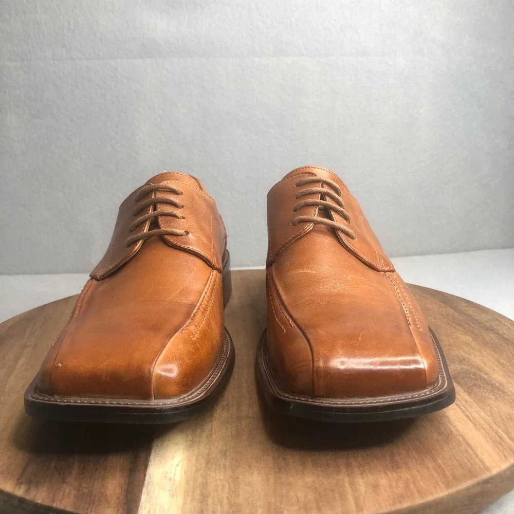 Stacy Adams Never Worn Mens Saddle Brown Lace Up Sq Toe Oxfords Size 8M 24101-03 - Picture 5 of 9